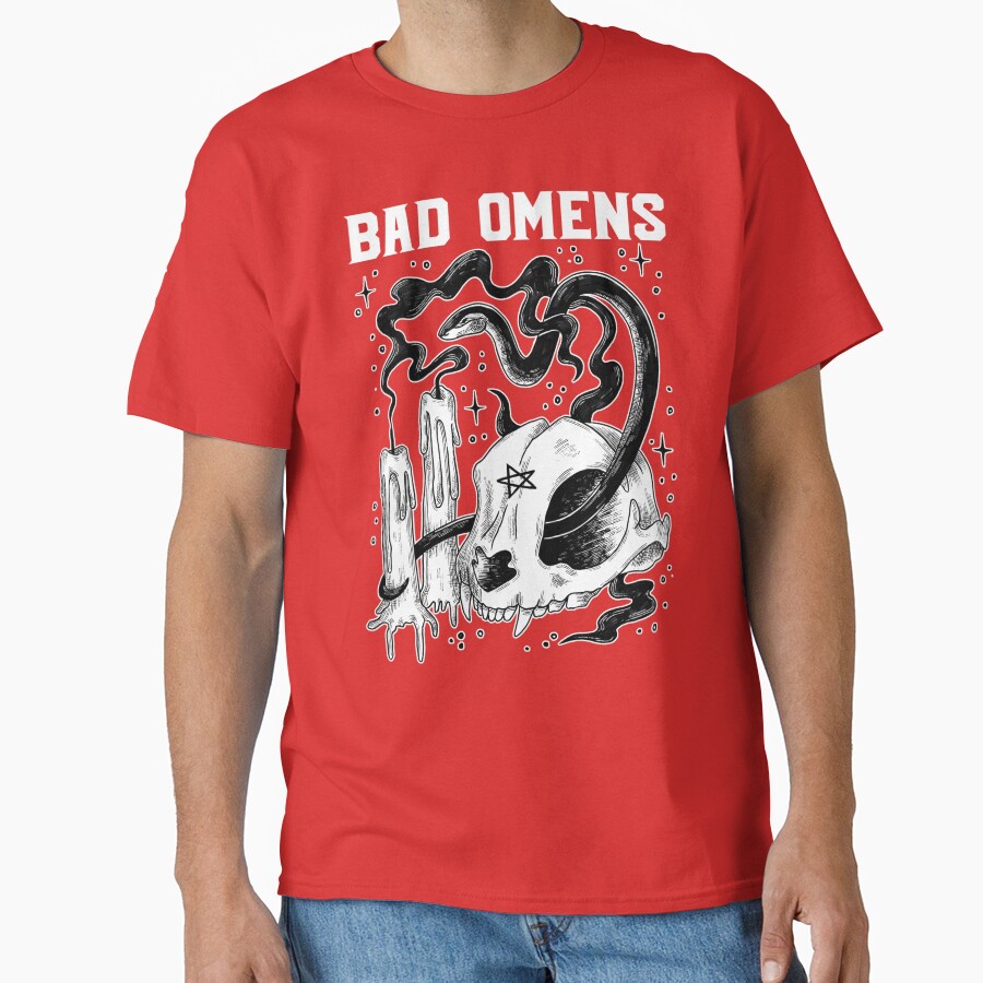 Dark Aesthetic Skull And Candles T-shirt - Image 5